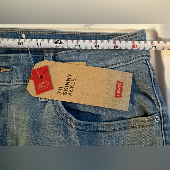 Levi’s 711 Women’s Skinny Ankle Jeans SZ 16W - Picture 9 of 9